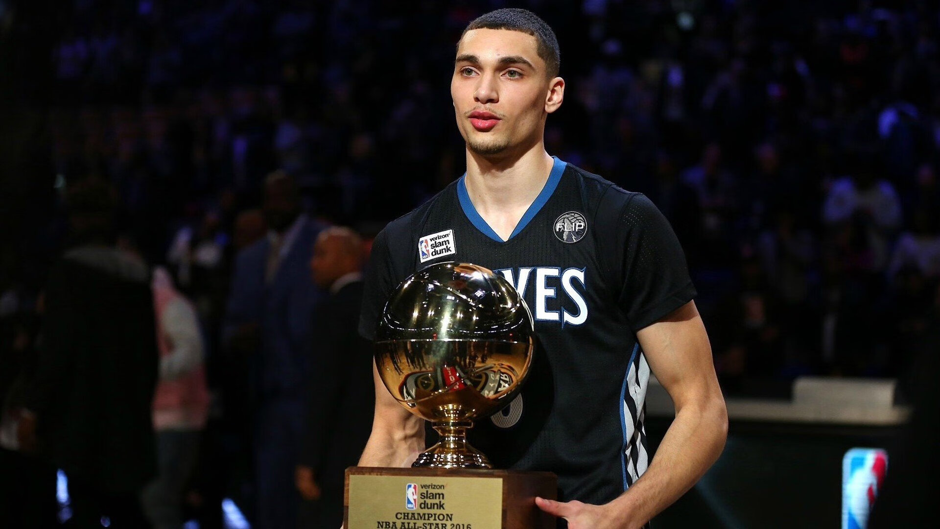 ac米兰电竞-国际赛事期间的志愿者工作受到全面肯定，国际大型赛会志愿者服务应符合什么原则